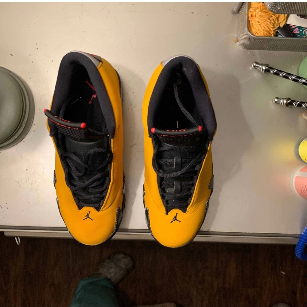 Shoes - Picture 2 of 8